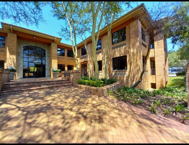 210M² OFFICE TO LET IN BRYANSTON